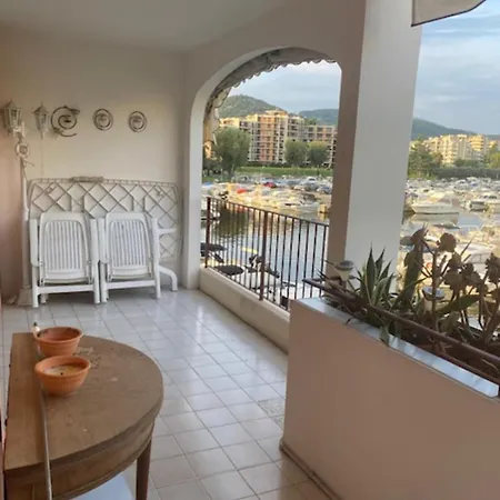 Appartamento With Shared Pool And Terrace